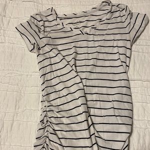 Maternity shirt sleeve shirt